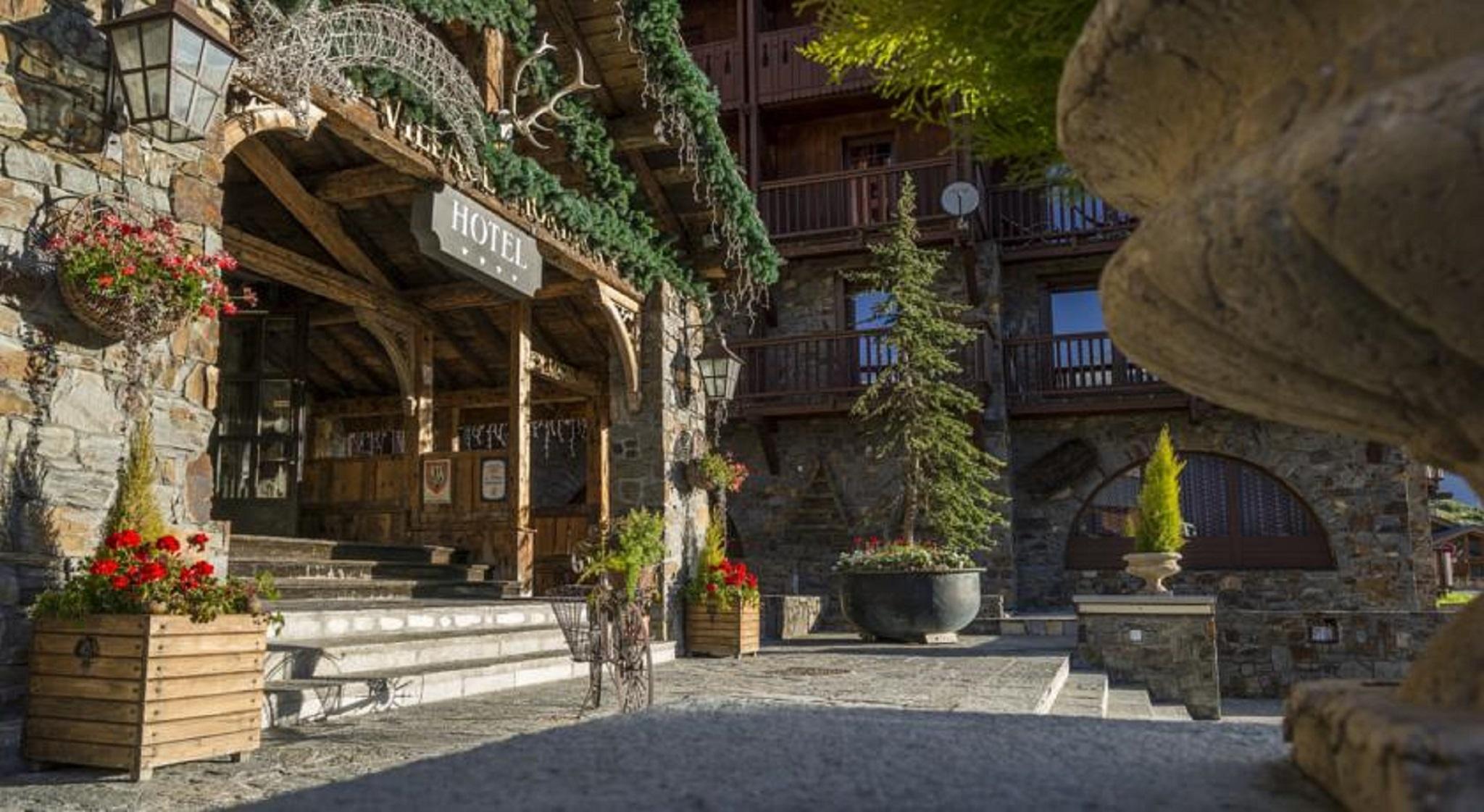 Hotel Village Montana By Les Etincelles Tignes Kültér fotó